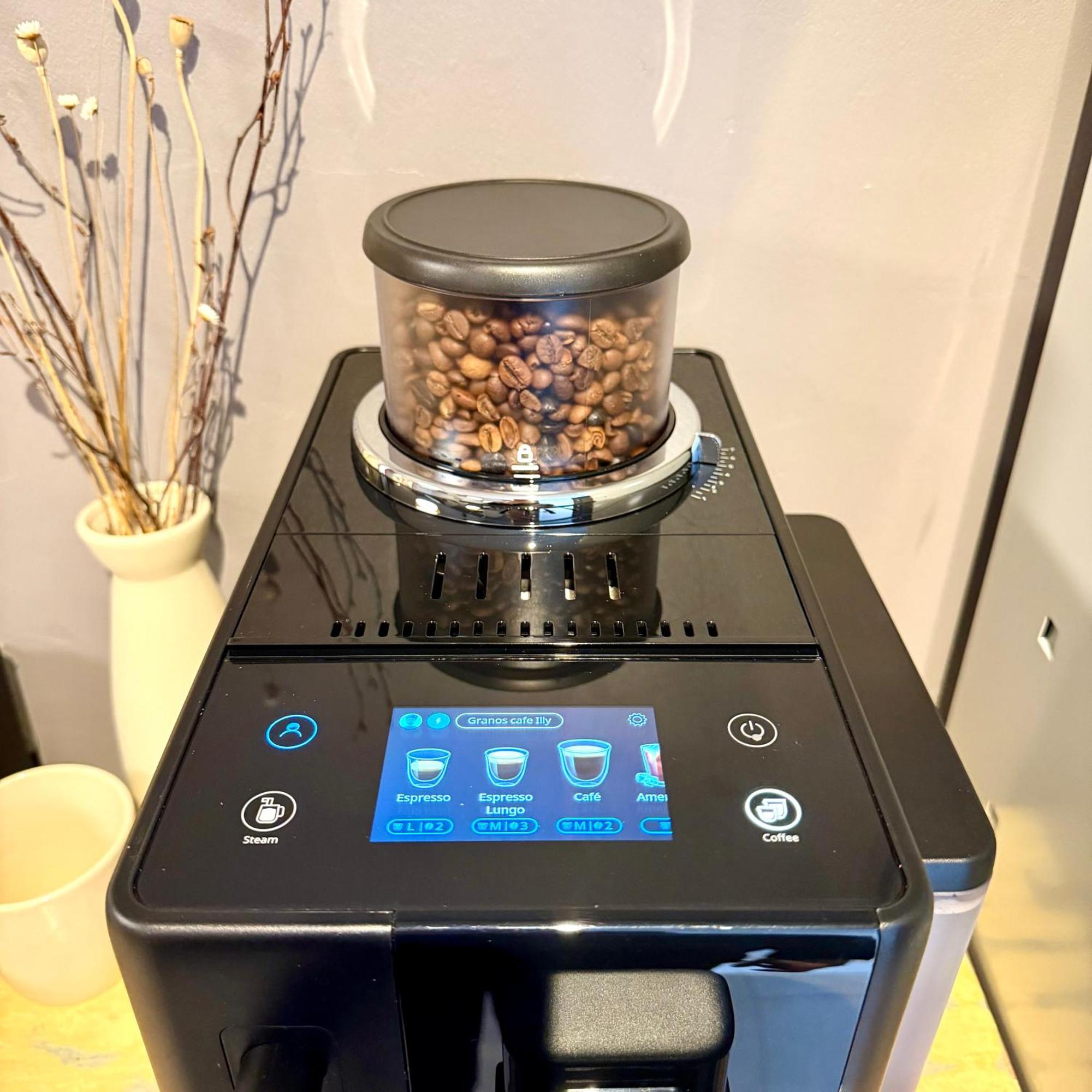 The 126 — Photos 1